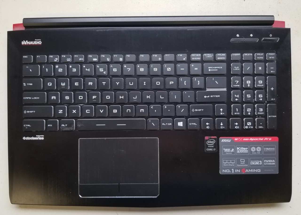 Huong-dan-thao-day-du-laptop-MSI-GE62-GP62-PE60