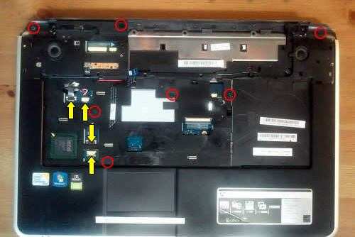 Nhu-nao-de-thao-laptop-Gateway-NV7802u