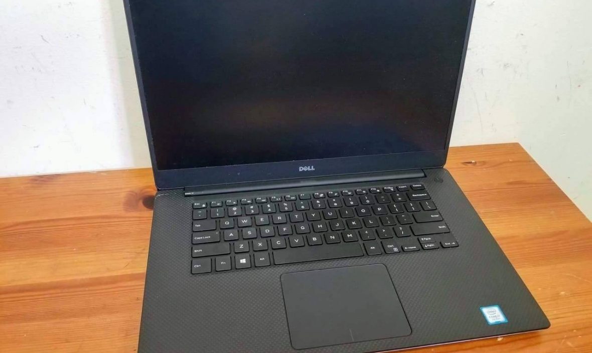 huong-dan-thao-laptop-Dell-XPS-15-9560