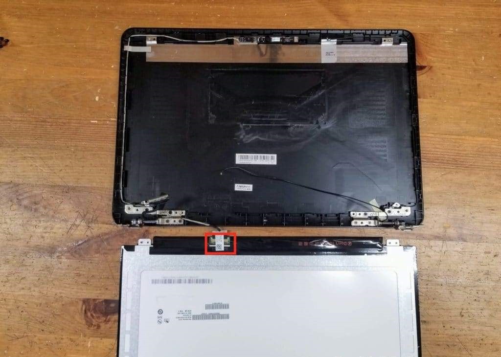 nhu-nao-de-thay-man-hinh-laptop-Asus-F556U