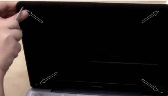 nhu-nao-de-thay-the-hoac-thay-doi-man-hinh-laptop-bi-hong-bi-loi