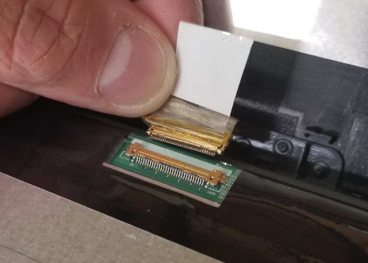 nhu-nao-de-thay-the-man-hinh-Acer-Aspire-E-15-LCD-screen