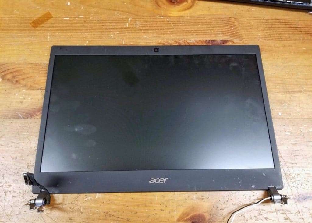 thao-laptop-acer-travelmate-p645-serie